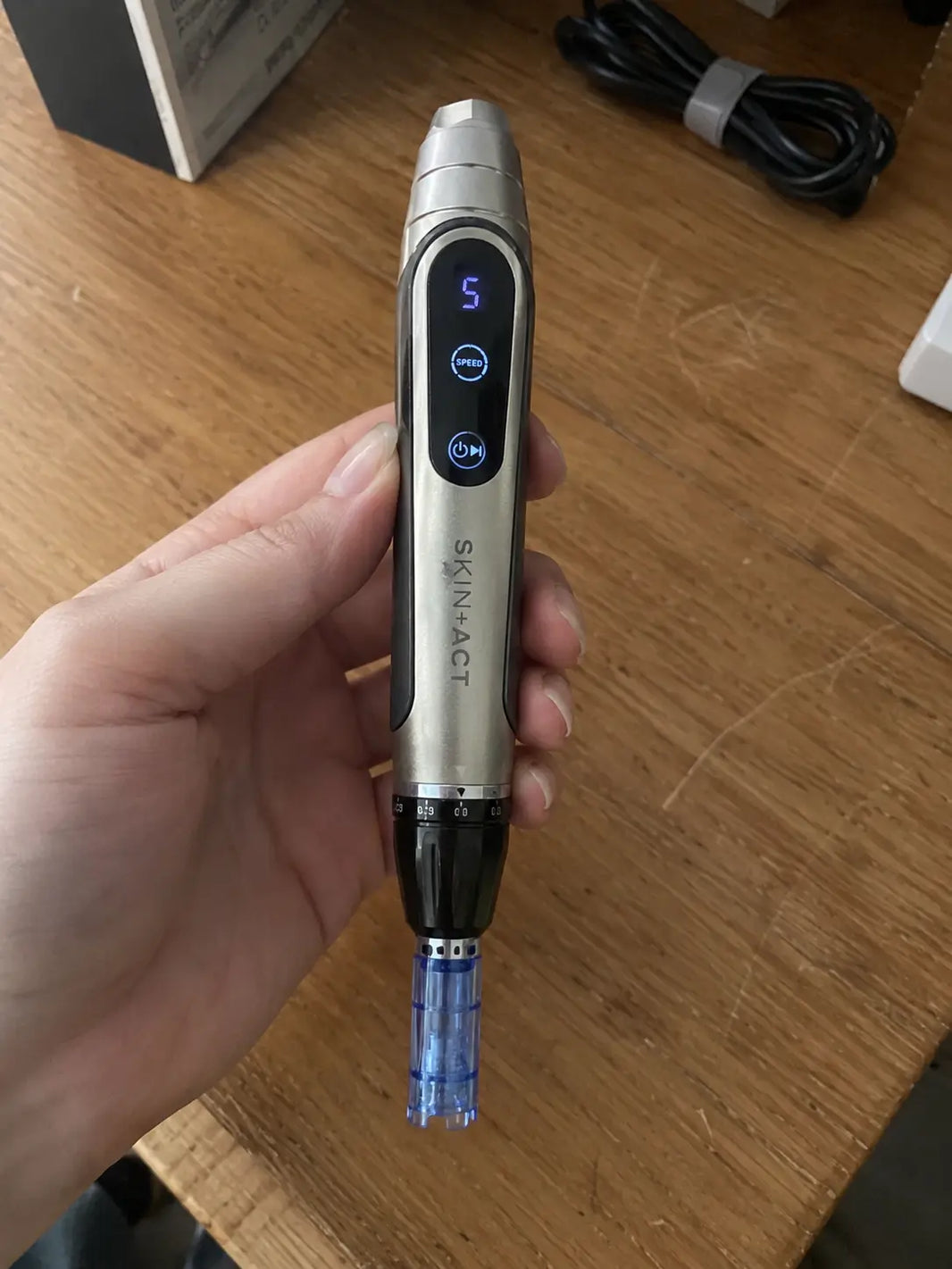 SkinAct Microneedling Pen