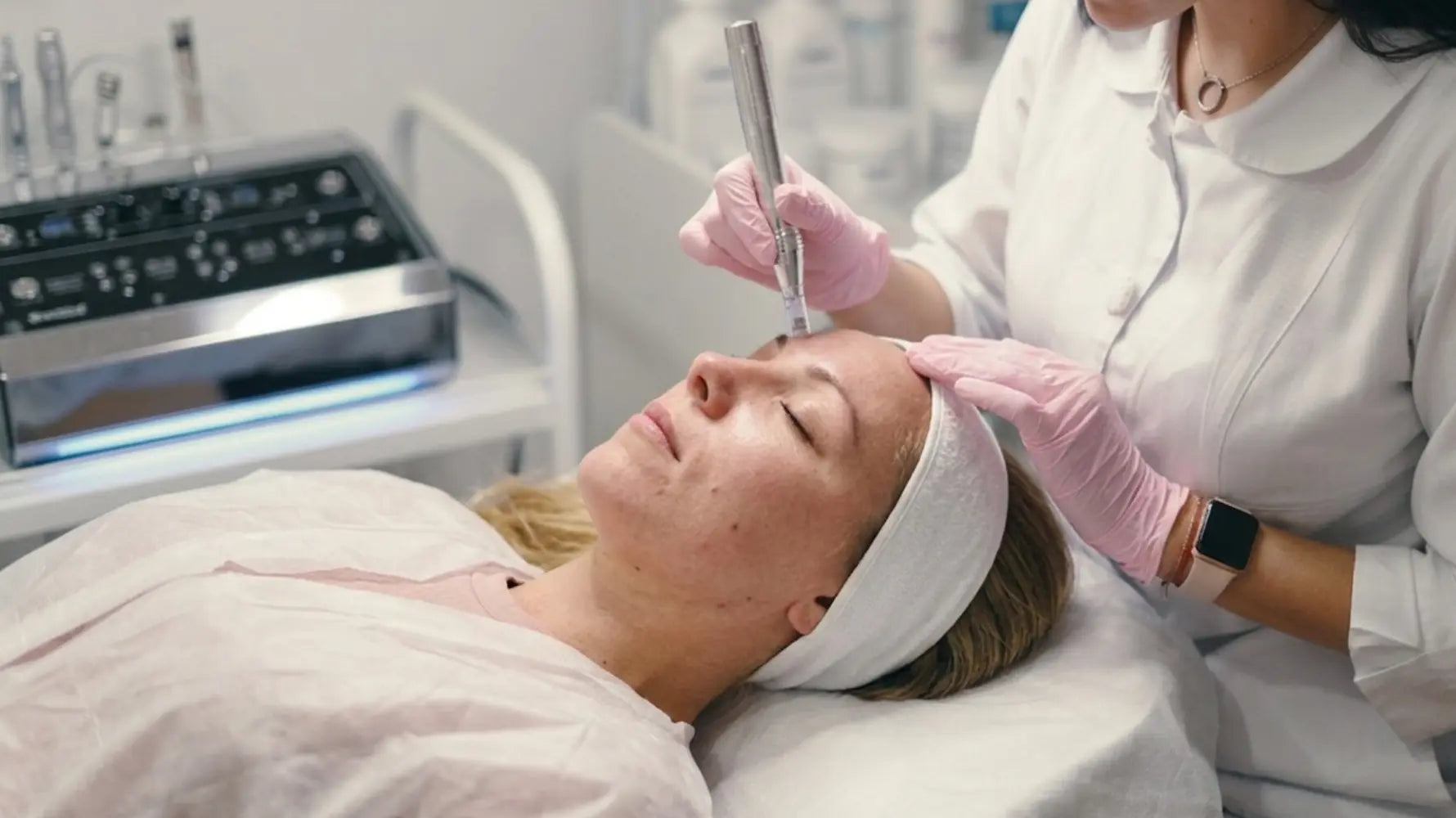 Microneedling Face